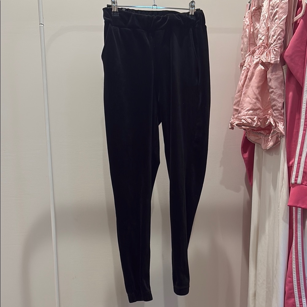 Elegant Black Velvet Women's Pants W/ Pockets